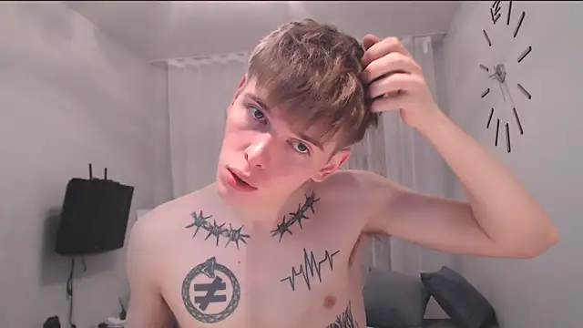 Snapshot of Fredd_Xanders chatting on 05-28-26, 06:25 Fredd Xanders online show from 05-28-26, 06:25
