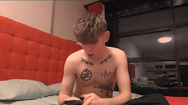 Snapshot of Fredd_Xanders chatting on 01-13-26, 05:33 Fredd Xanders online show from 01-13-26, 05:33