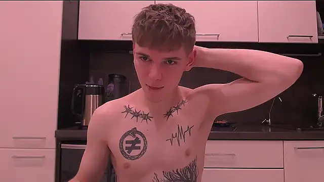 Snapshot of Fredd_Xanders chatting on 02-05-26, 10:49 Fredd Xanders online show from 02-05-26, 10:49