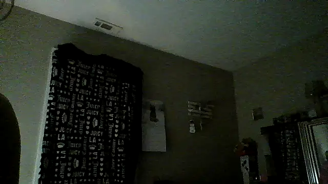 Snapshot of shotindark chatting on 01-10-26, 02:18 shotindark online show from 01-10-26, 02:18