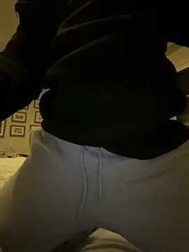 phantom898983 online show from 03-08-26, 08:17