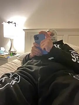 phantom898983 online show from 04-15-26, 06:30