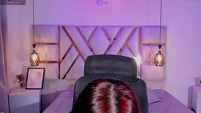 scarlettvg online show from 12-14-25, 04:29