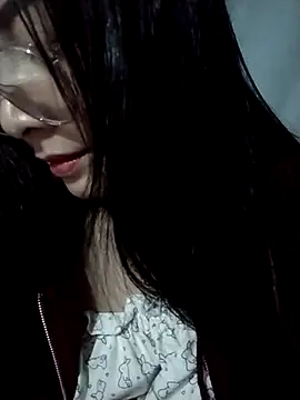 Paerl-sweet online show from 12-19-25, 01:57