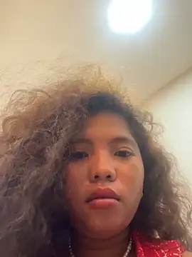Snapshot of hornyjazzy chatting on 02-15-26, 01:06 hornyjazzy online show from 02-15-26, 01:06