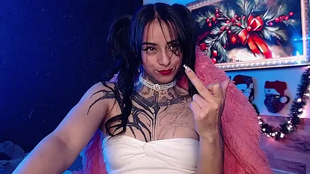 Julls420  online show from 12-16-25, 05:33