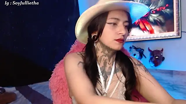 Julls420  online show from 12-14-25, 03:46