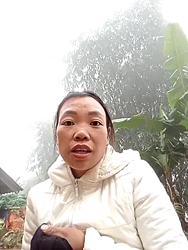 Snapshot of anna-can chatting on 12-05-25, 09:19 anna-can online show from 12-05-25, 09:19