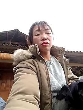 Snapshot of anna-can chatting on 01-10-26, 06:31 anna-can online show from 01-10-26, 06:31