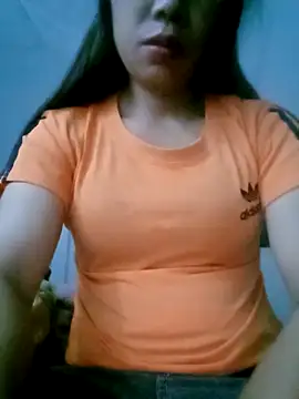 Snapshot of anna-can chatting on 12-14-25, 02:44 anna-can online show from 12-14-25, 02:44