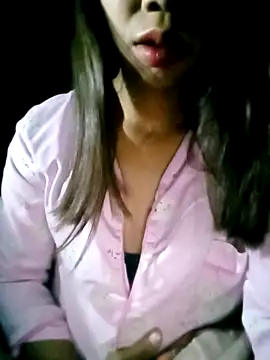 Snapshot of anna-can chatting on 12-20-25, 04:21 anna-can online show from 12-20-25, 04:21