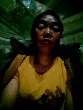 Snapshot of anna-can chatting on 12-17-25, 07:30 anna-can online show from 12-17-25, 07:30