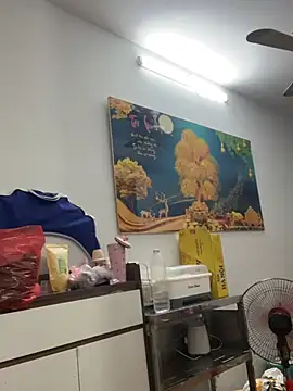 Hello honey online show from 06-18-26, 05:18