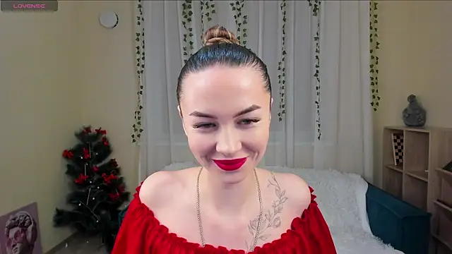 LunaCurly  online show from 01-09-26, 12:23