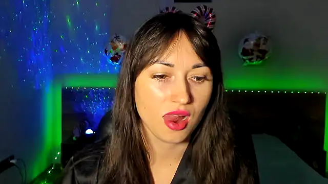 Snapshot of RosiAlina chatting on 01-13-26, 09:13 RosiAlina online show from 01-13-26, 09:13