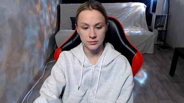 MiaBun1 online show from 03-03-26, 04:30