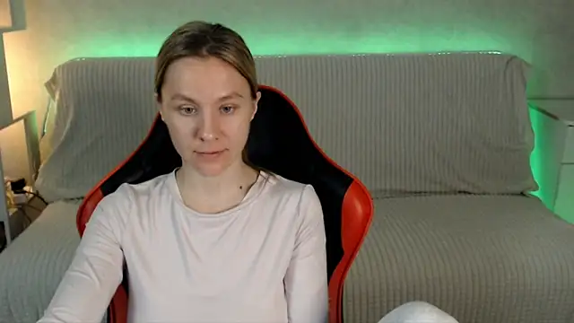 MiaBun1 online show from 05-06-26, 03:10