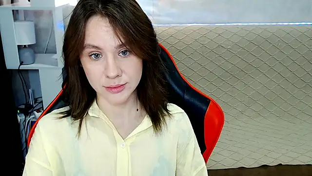 MiaBun1 online show from 01-15-26, 05:00