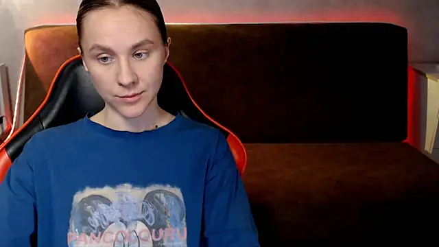 MiaBun1 online show from 06-12-26, 09:18
