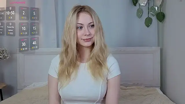 Snapshot of kaity_berry chatting on 01-16-26, 09:02 kaity berry online show from 01-16-26, 09:02