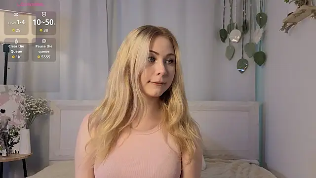 Snapshot of kaity_berry chatting on 01-15-26, 08:40 kaity berry online show from 01-15-26, 08:40