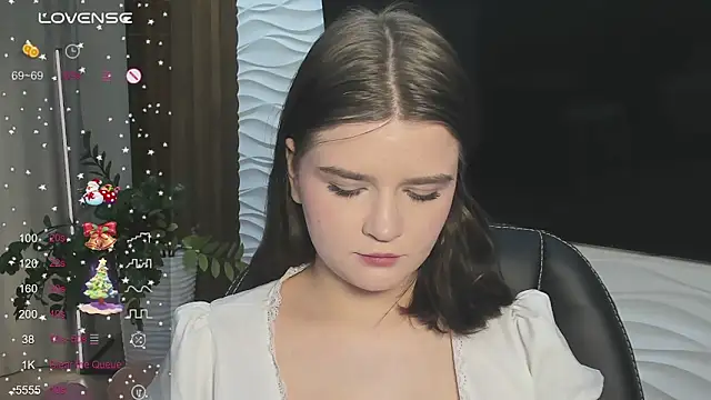 LanaTreades online show from 12-14-25, 01:06