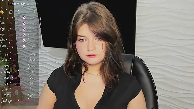 LanaTreades online show from 01-09-26, 01:07