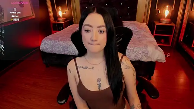 Snapshot of Sabrina_Cutte chatting on 05-26-26, 03:37 Sabrina Cutte online show from 05-26-26, 03:37