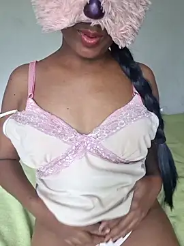 BadAhkm online show from 12-17-25, 04:17