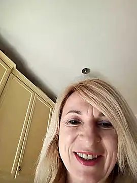 AhlyssaLove1155 online show from 04-08-26, 12:17