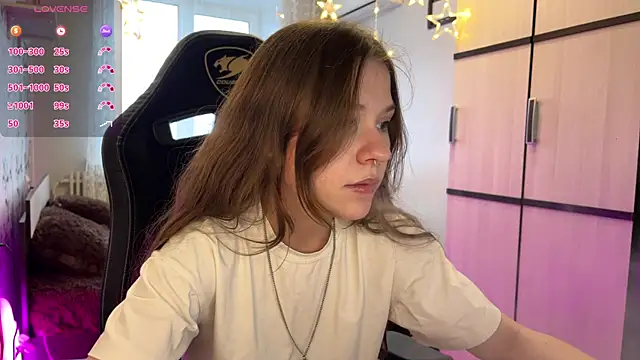 GayleLuu online show from 12-19-25, 11:45