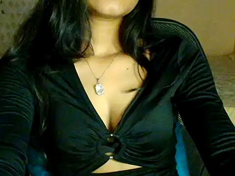 Snapshot of Sexy_Sanaya2 chatting on 05-11-26, 04:04 Sexy Sanaya2 online show from 05-11-26, 04:04