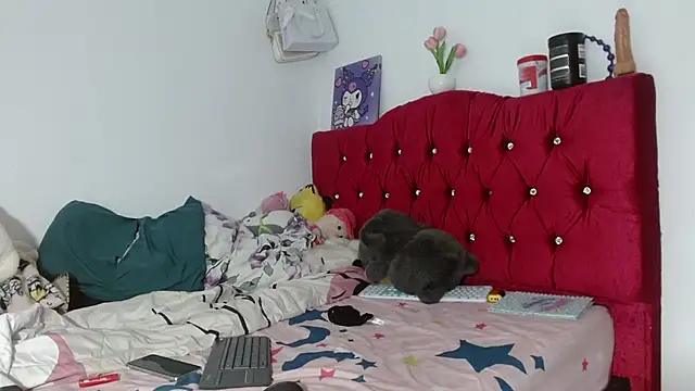 Alisson Very Dirty online show from 12-18-25, 02:43