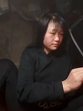 Snapshot of hinata-xx chatting on 12-20-25, 03:48 hinata-xx online show from 12-20-25, 03:48