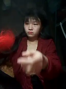 Snapshot of hinata-xx chatting on 12-19-25, 01:42 hinata-xx online show from 12-19-25, 01:42