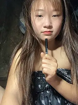 hinata-xx online show from 04-05-26, 04:24