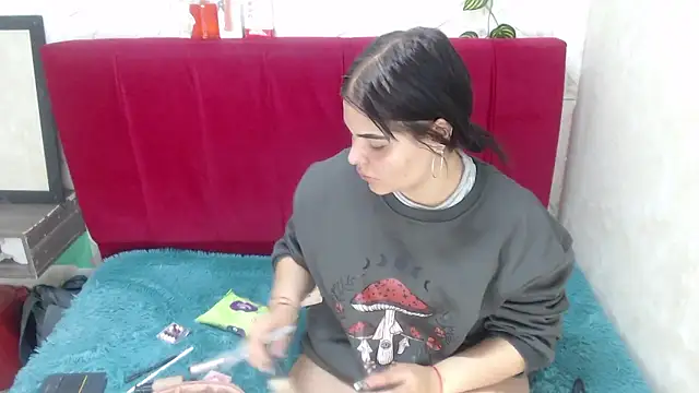 Snapshot of alunnaclarkcm chatting on 01-10-26, 12:39 alunnaclarkcm online show from 01-10-26, 12:39