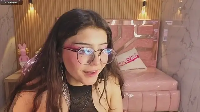 miss devil s online show from 01-11-26, 03:19