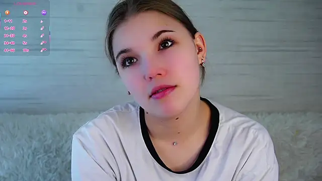 Snapshot of SolBurri chatting on 03-03-26, 01:12 SolBurri online show from 03-03-26, 01:12