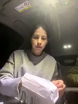 coupledeea online show from 01-18-26, 06:33