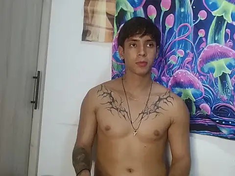 Wolf light online show from 12-20-25, 10:56