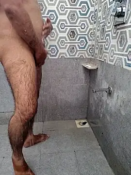 johny044 online show from 02-10-26, 06:23