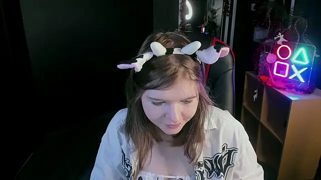 Lolly Dollly online show from 01-09-26, 03:41