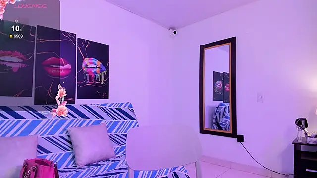 aleexxia online show from 01-14-26, 06:33