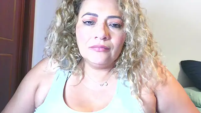 mariajosebarrazaa online show from 05-15-26, 06:28
