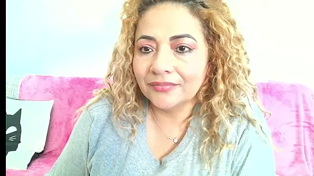 mariajosebarrazaa online show from 02-12-26, 03:23