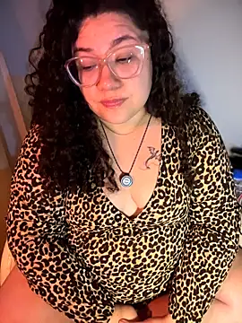 VanesssaMilf  online show from 03-28-26, 02:23