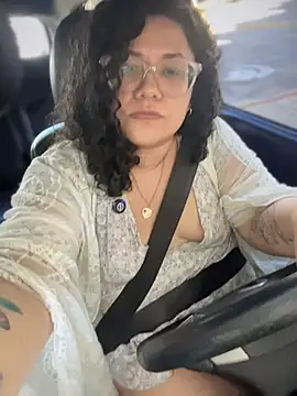 VanesssaMilf  online show from 01-06-26, 01:48