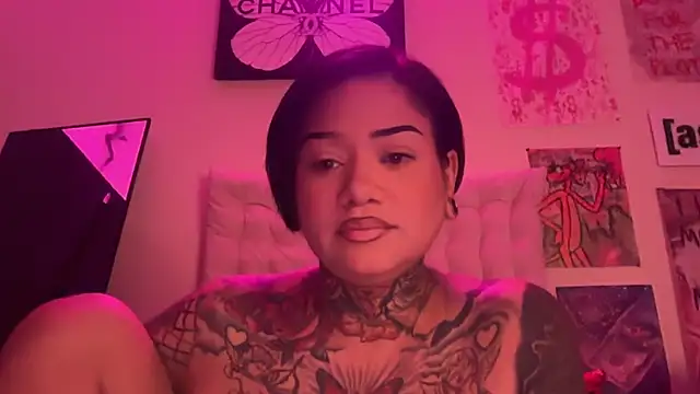 Itsonlyvirgo online show from 04-08-26, 07:21