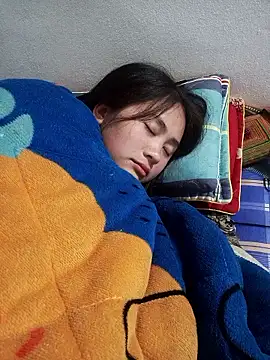 Him MountainGirl online show from 01-13-26, 05:39